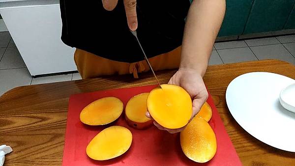 櫻桃芒果牛奶冰沙 - 食譜圖2.jpg 櫻桃芒果牛奶冰沙 - 食譜圖2.jpg