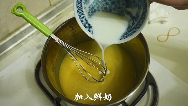 巧克力藍莓杯子蛋糕 - 食譜圖4.jpg 巧克力藍莓杯子蛋糕 - 食譜圖4.jpg