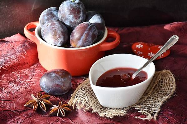 plums-洋李 plums-1584181_960_720.jpg
